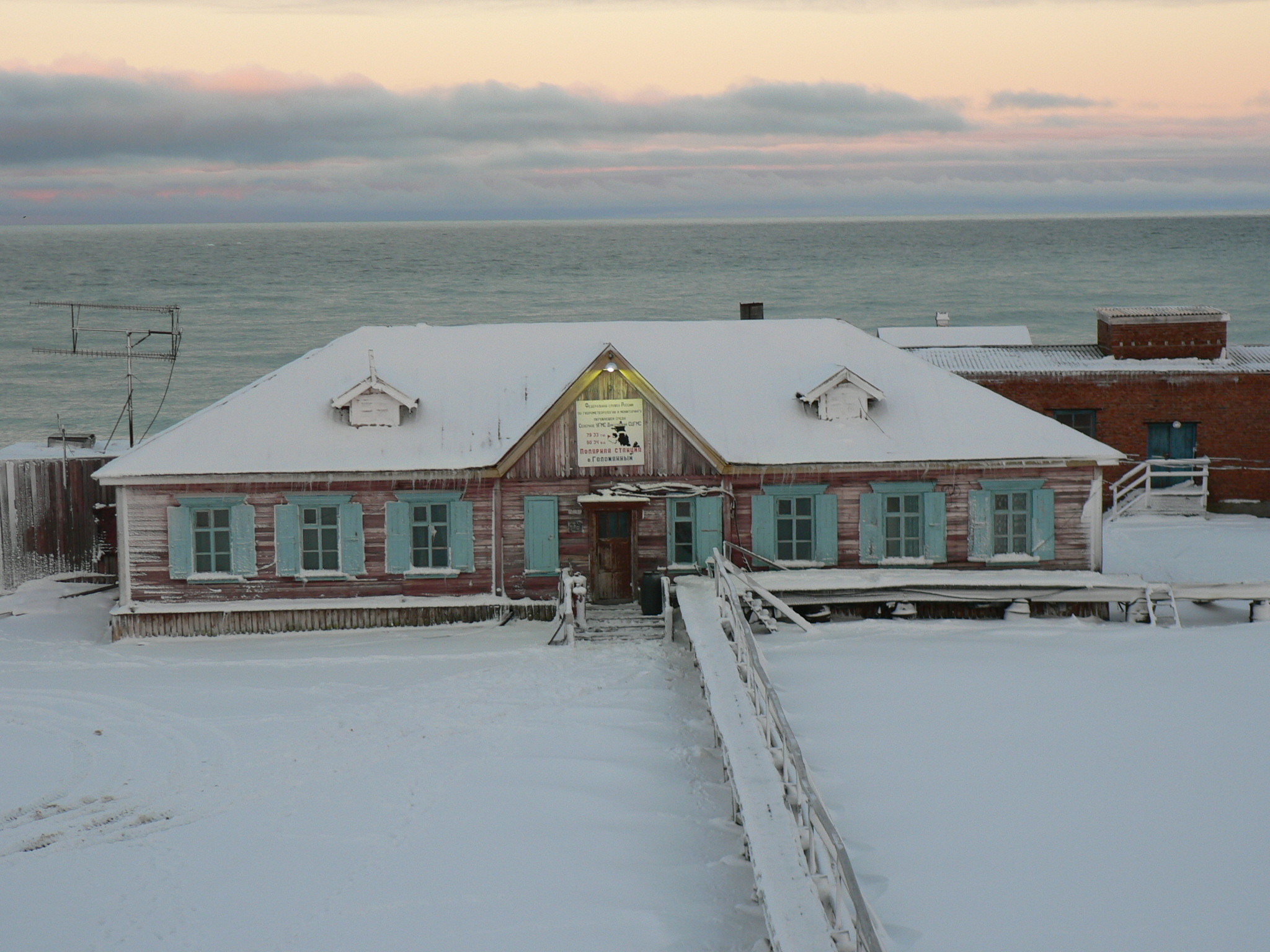 остров средний красноярский край